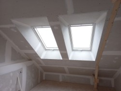 Placo autour de velux. bfa bernard fromentoux amenagement.jpg